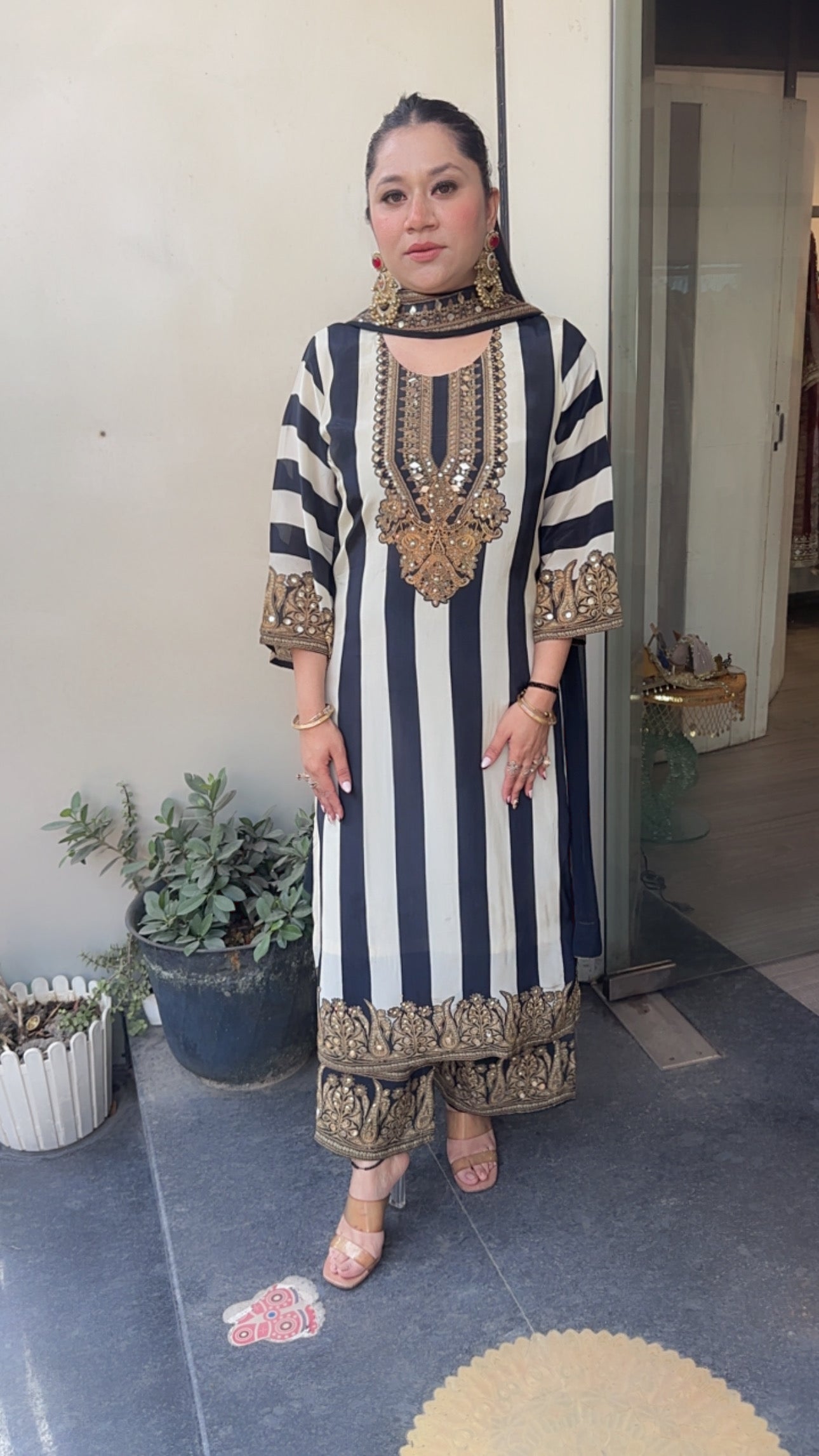 Baskua Black white Digital printed Designer Suit