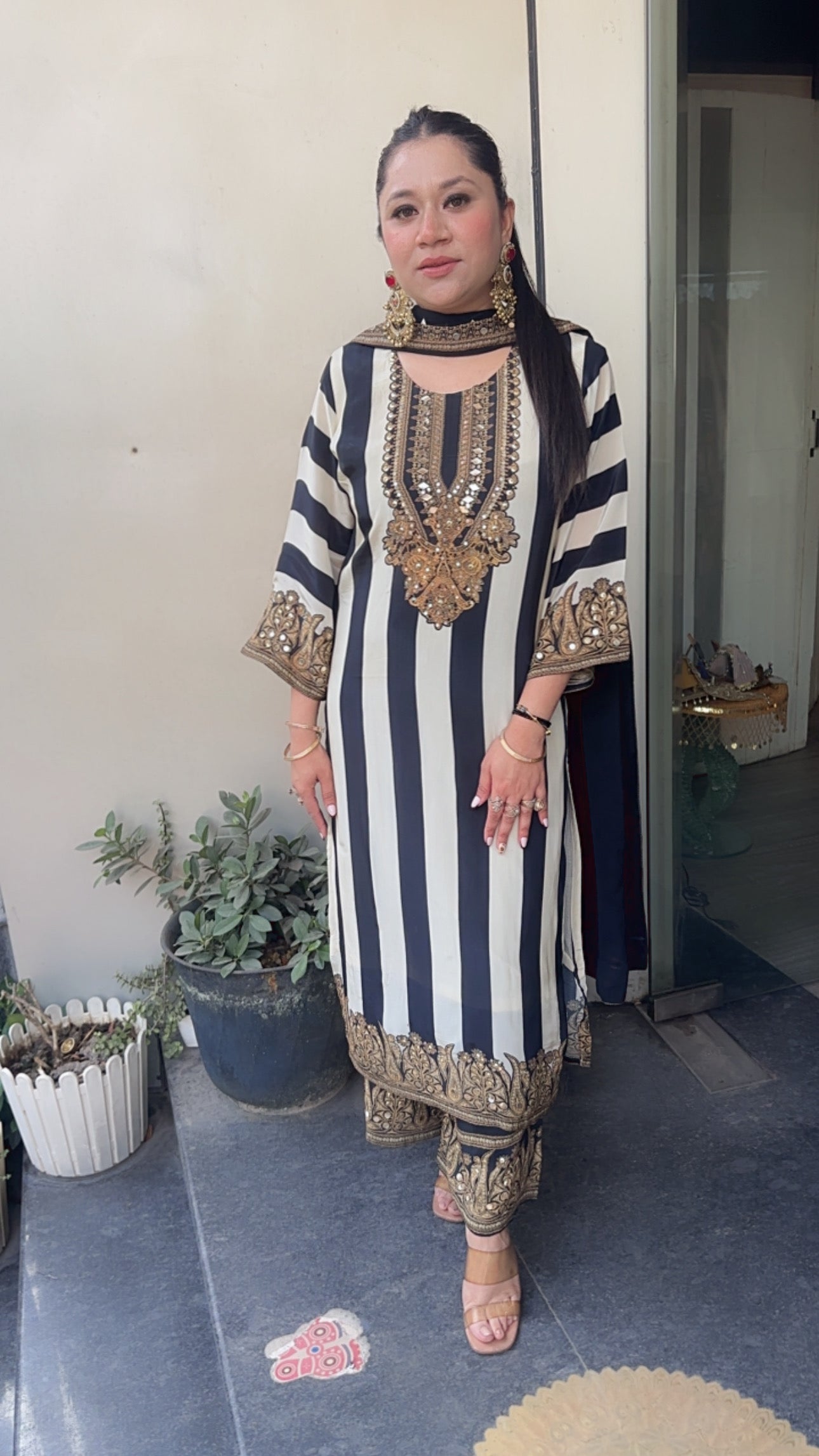 Baskua Black white Digital printed Designer Suit