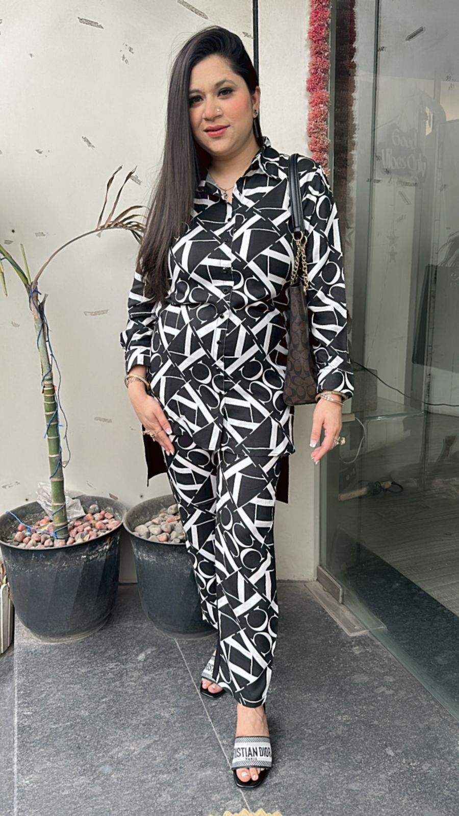 Ck Black white cordset