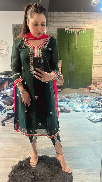 Maysa Bottel Green Tulip suit