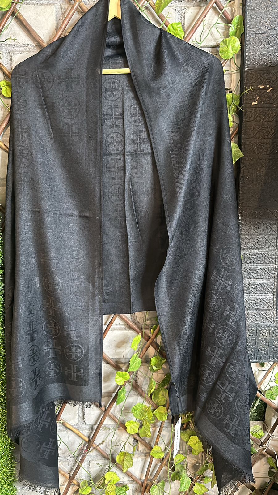 Black Tory Stole