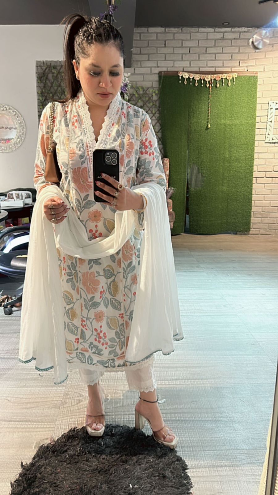 Inayat cotton suit