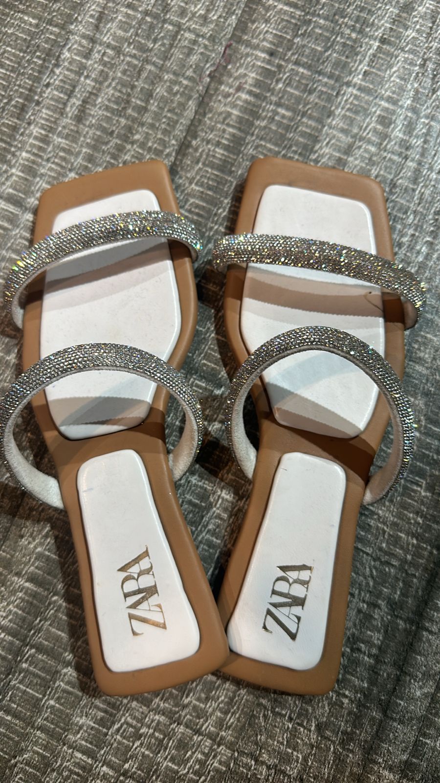 Zara silver 2 strip Flat
