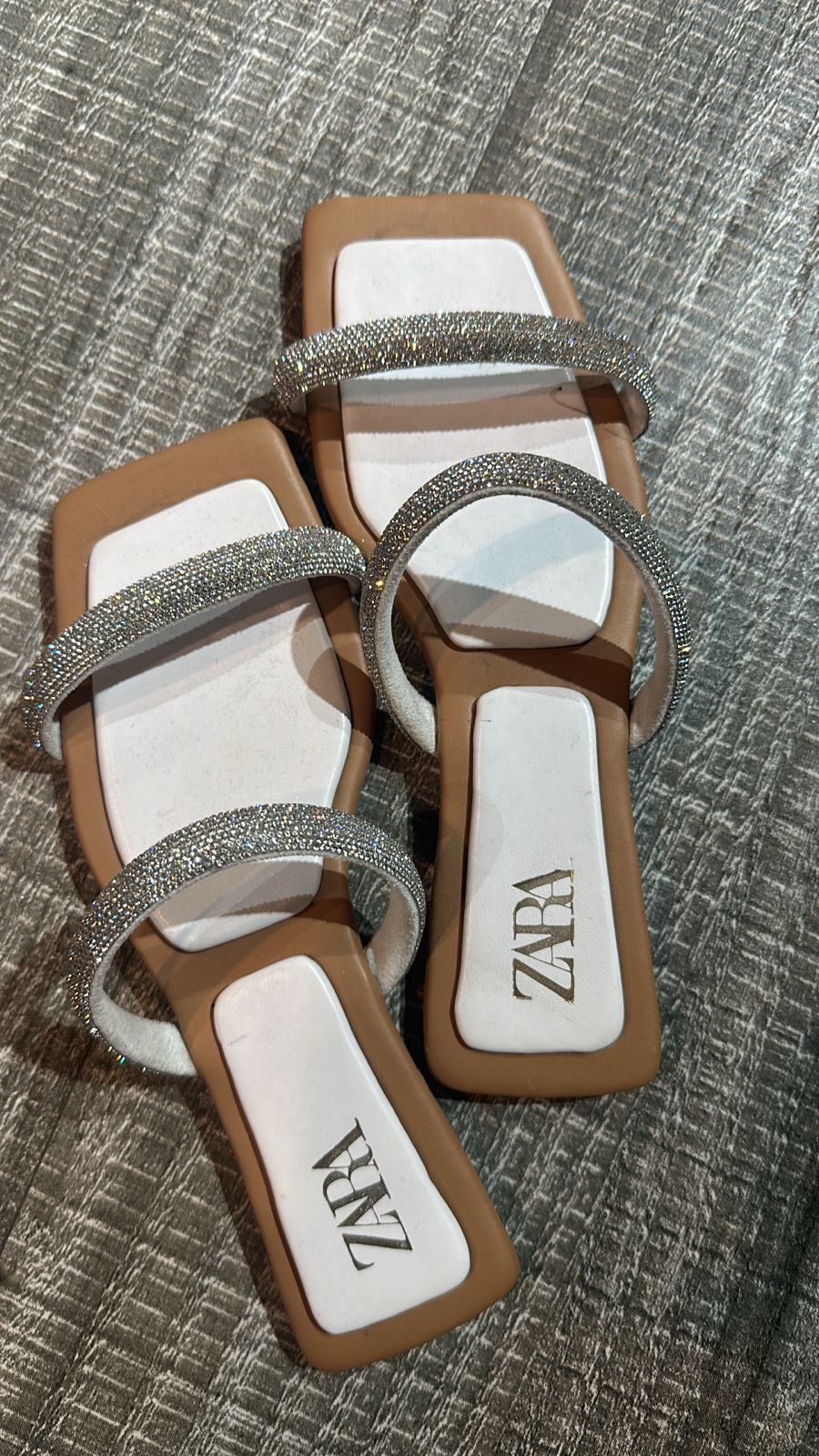 Zara silver 2 strip Flat