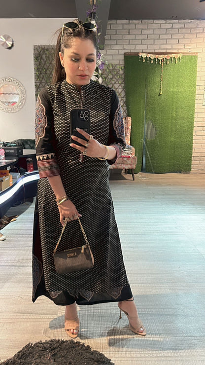 Aarohi kurta set