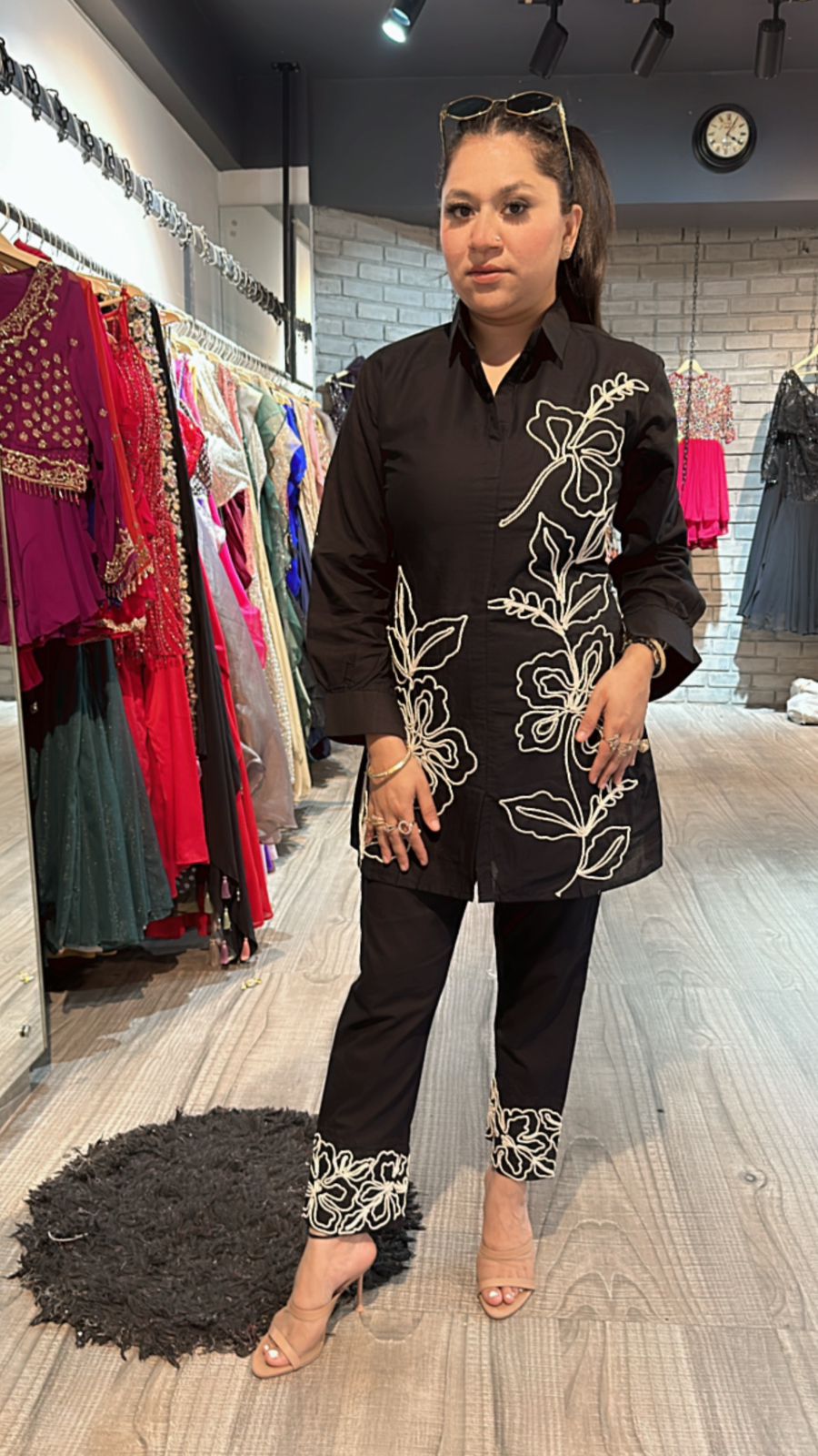 Mirza Black Thread cordset