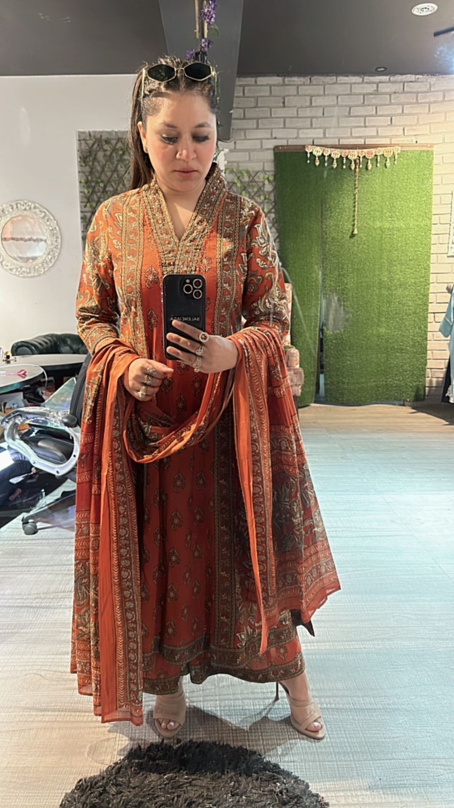 Gulbahar Aline Rust suit
