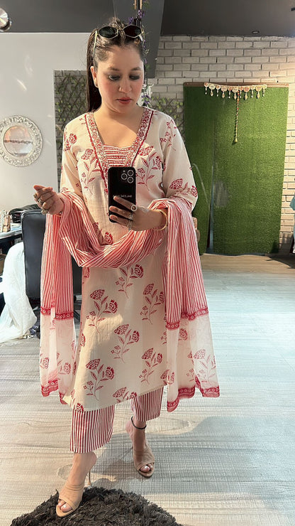 Yaqoob Red Ivory cotton suit