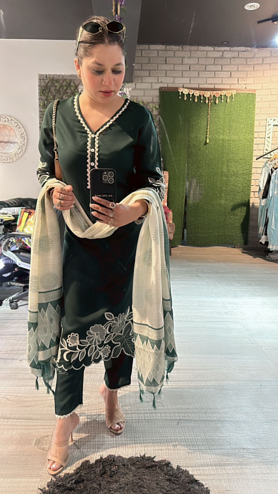 Zuri Bottel Green Pakistani suit