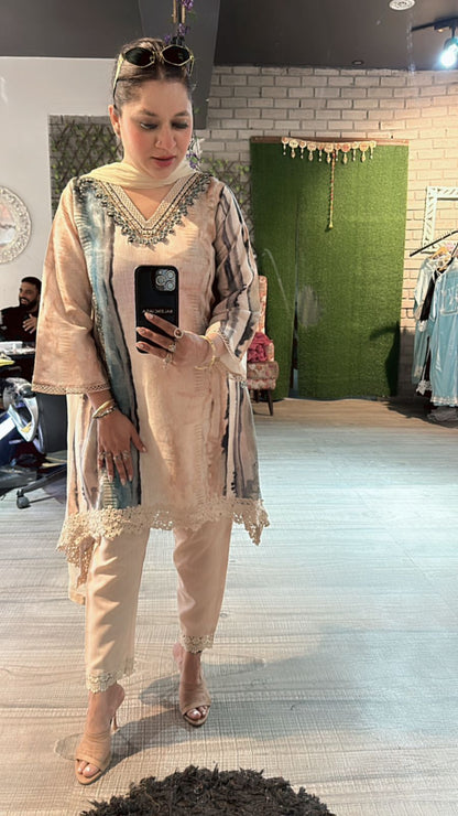 Meetha High low suit