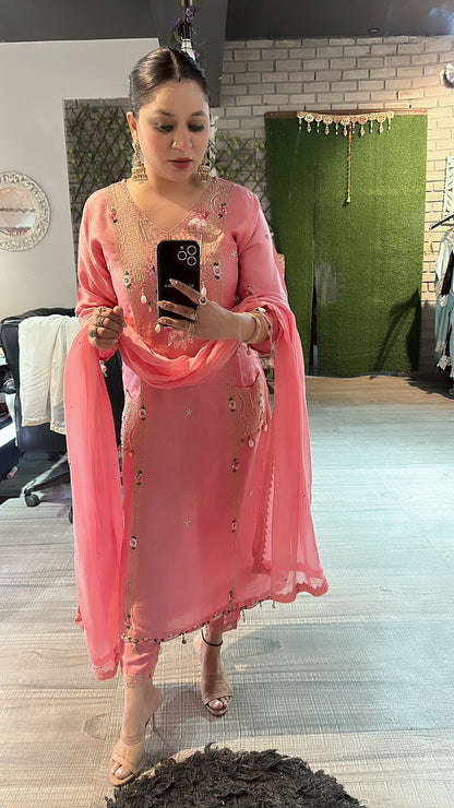 Moga pink pocket embroidered suit