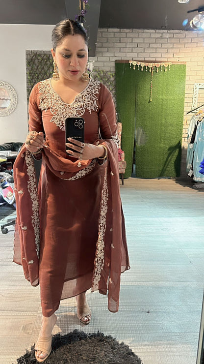 Sagan Aline embroidered suit