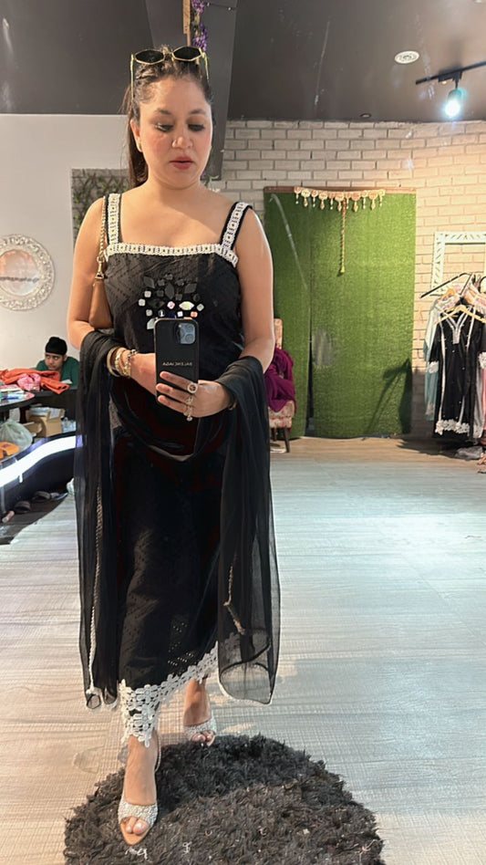 Black Amber schiffli suit