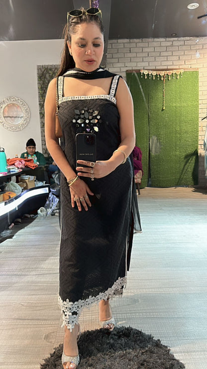 Black Amber schiffli suit