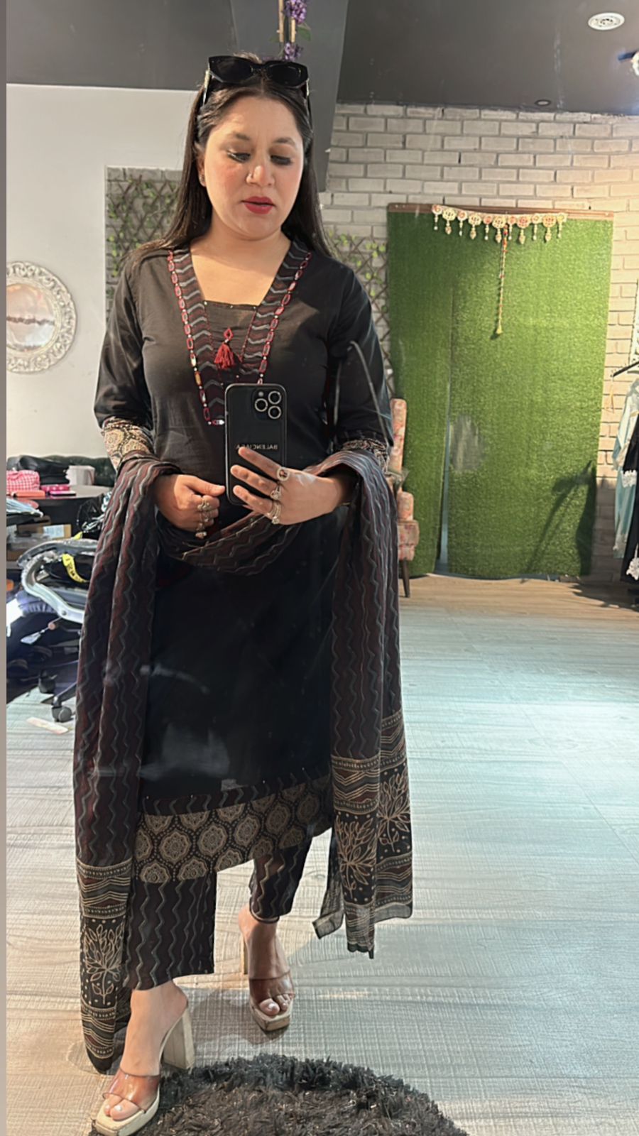 Raaya Black Digital suit