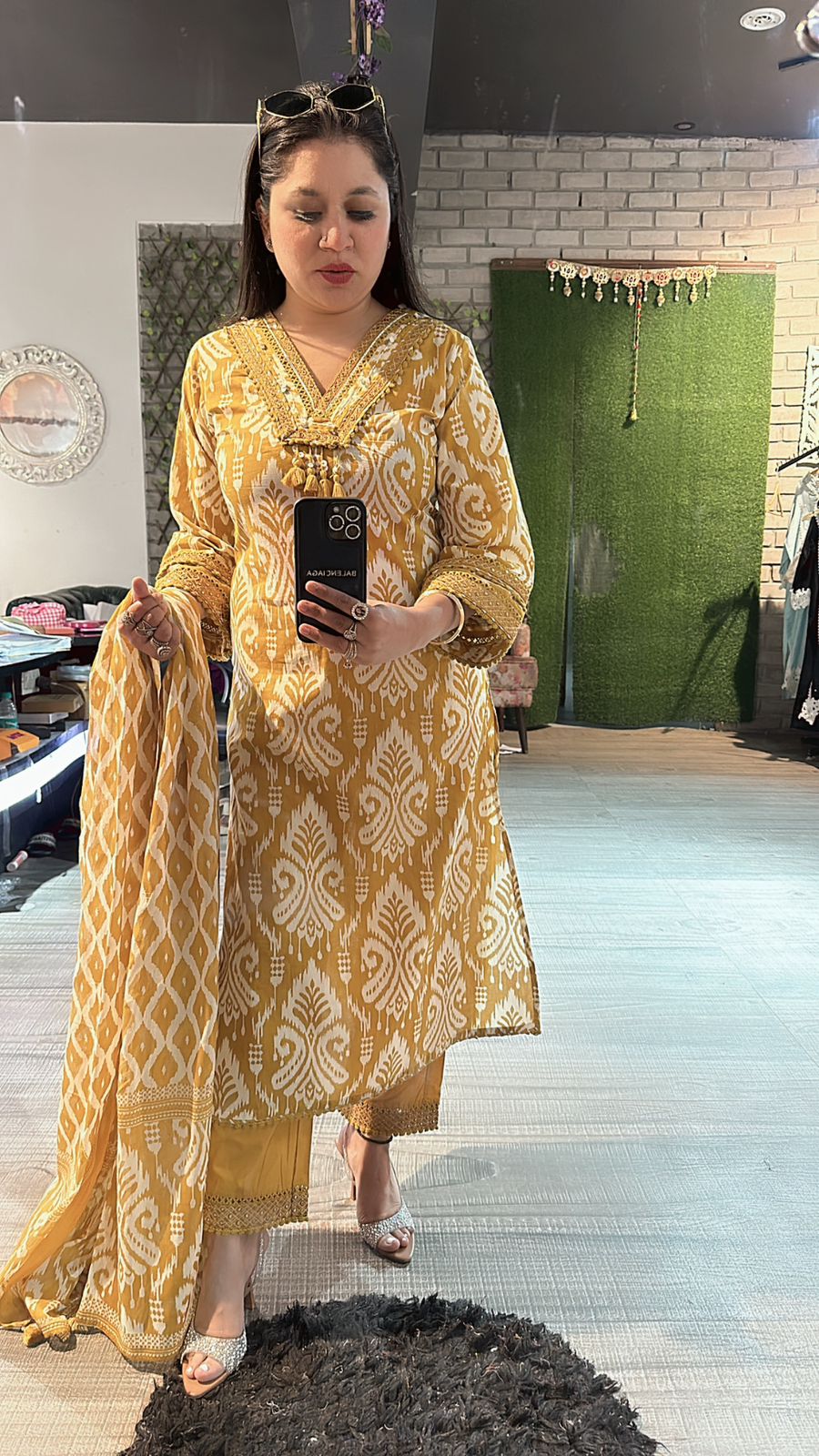 Almond Musturd Digital suit