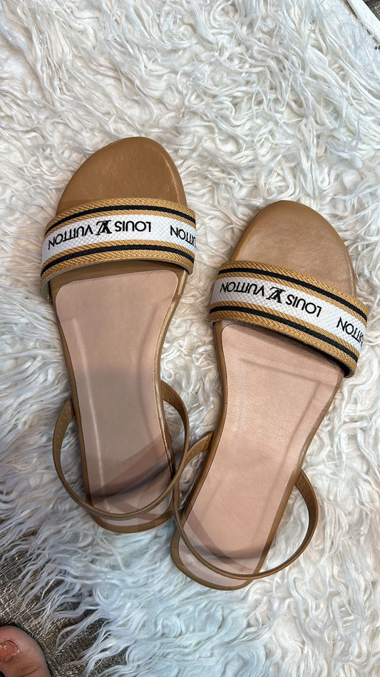 Lv strip flat