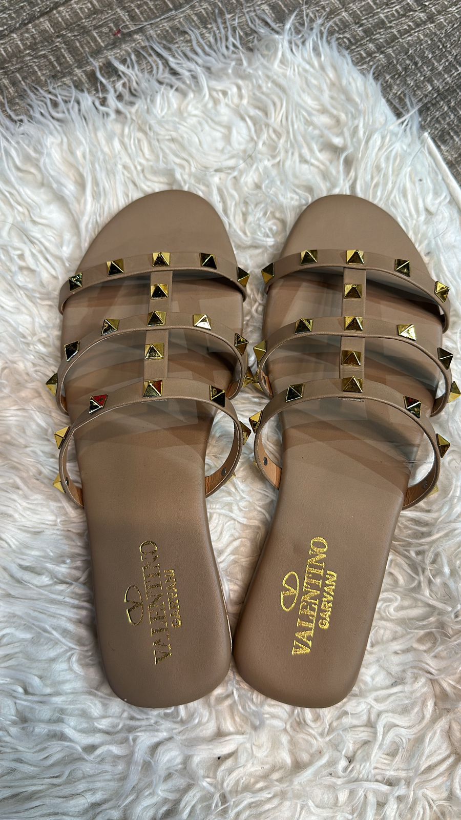 Valentino Nude Flat