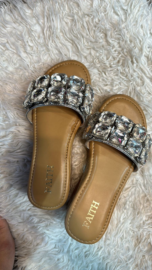 Stud wedges