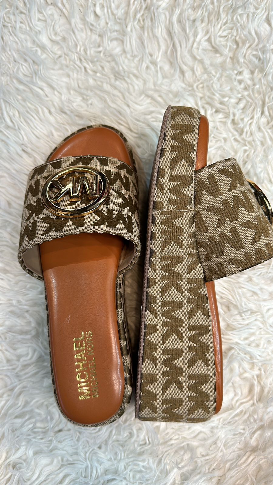 Mk Beige wedges