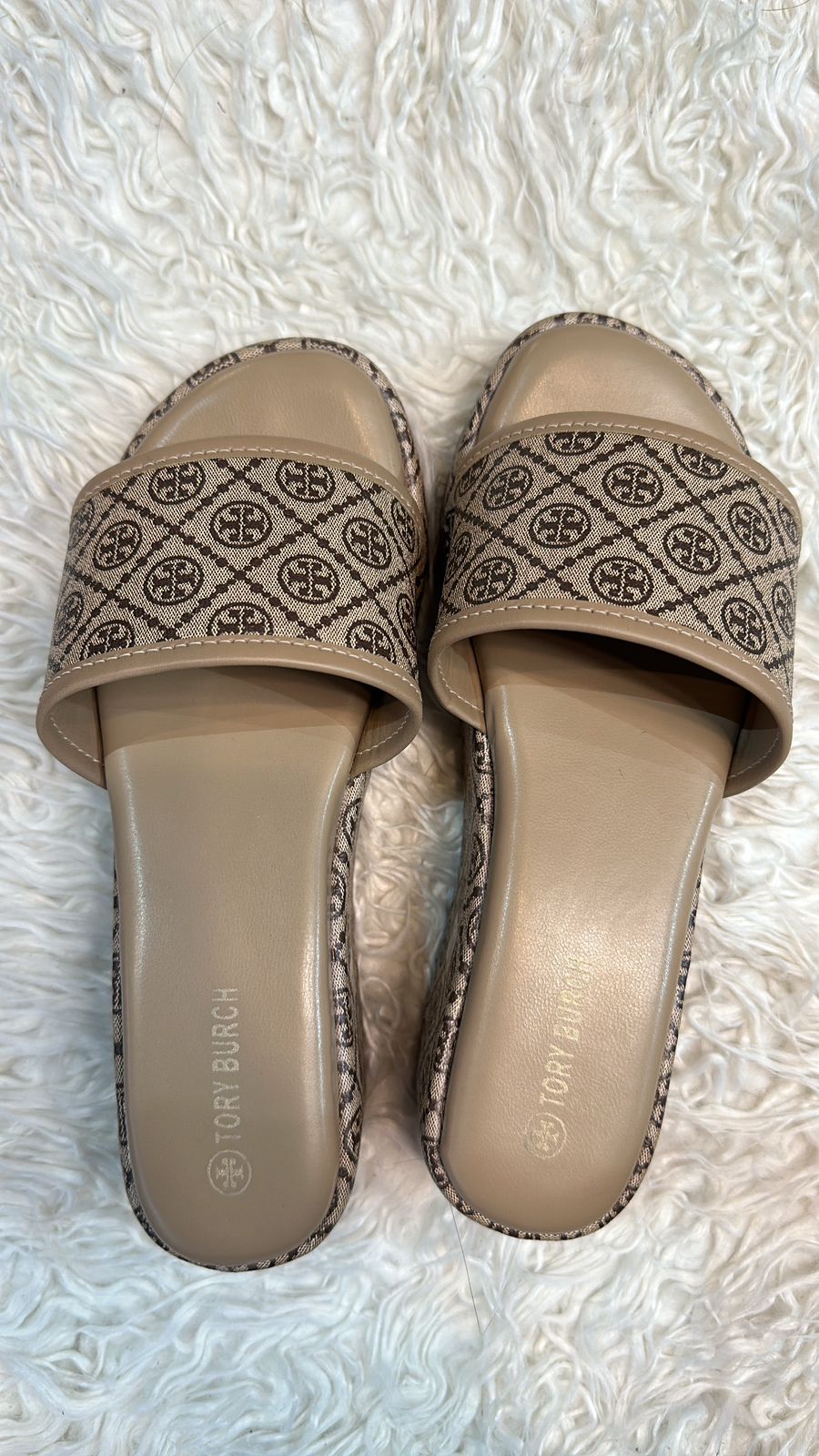 Tory Burch Beige wedges