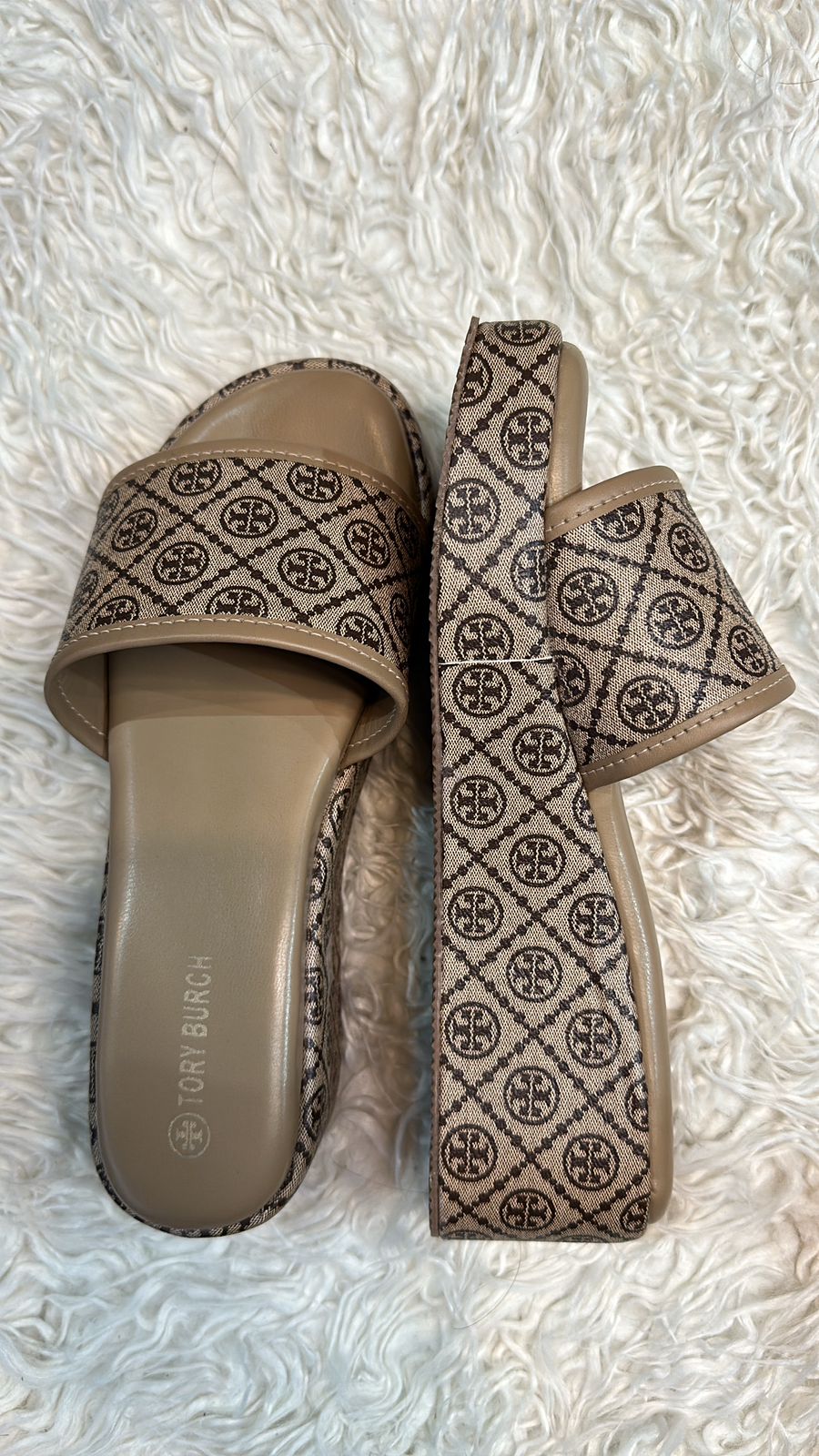 Tory Burch Beige wedges