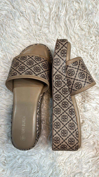 Tory Burch Beige wedges