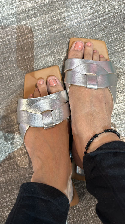 Zara silver Flat