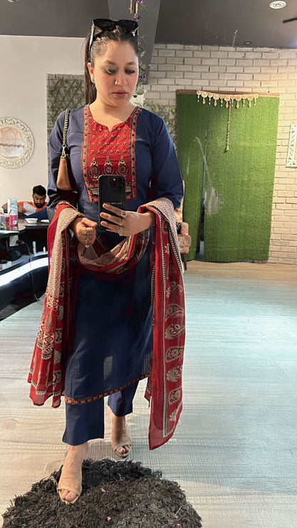 Johri mirror block pink suit