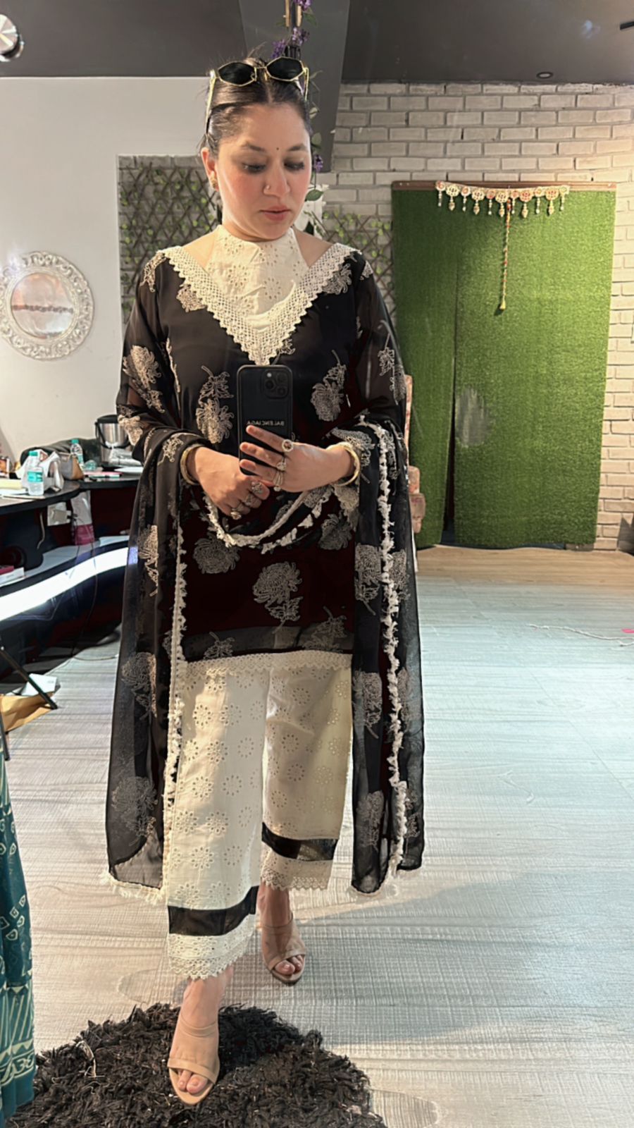 Carbon printed Black white suit