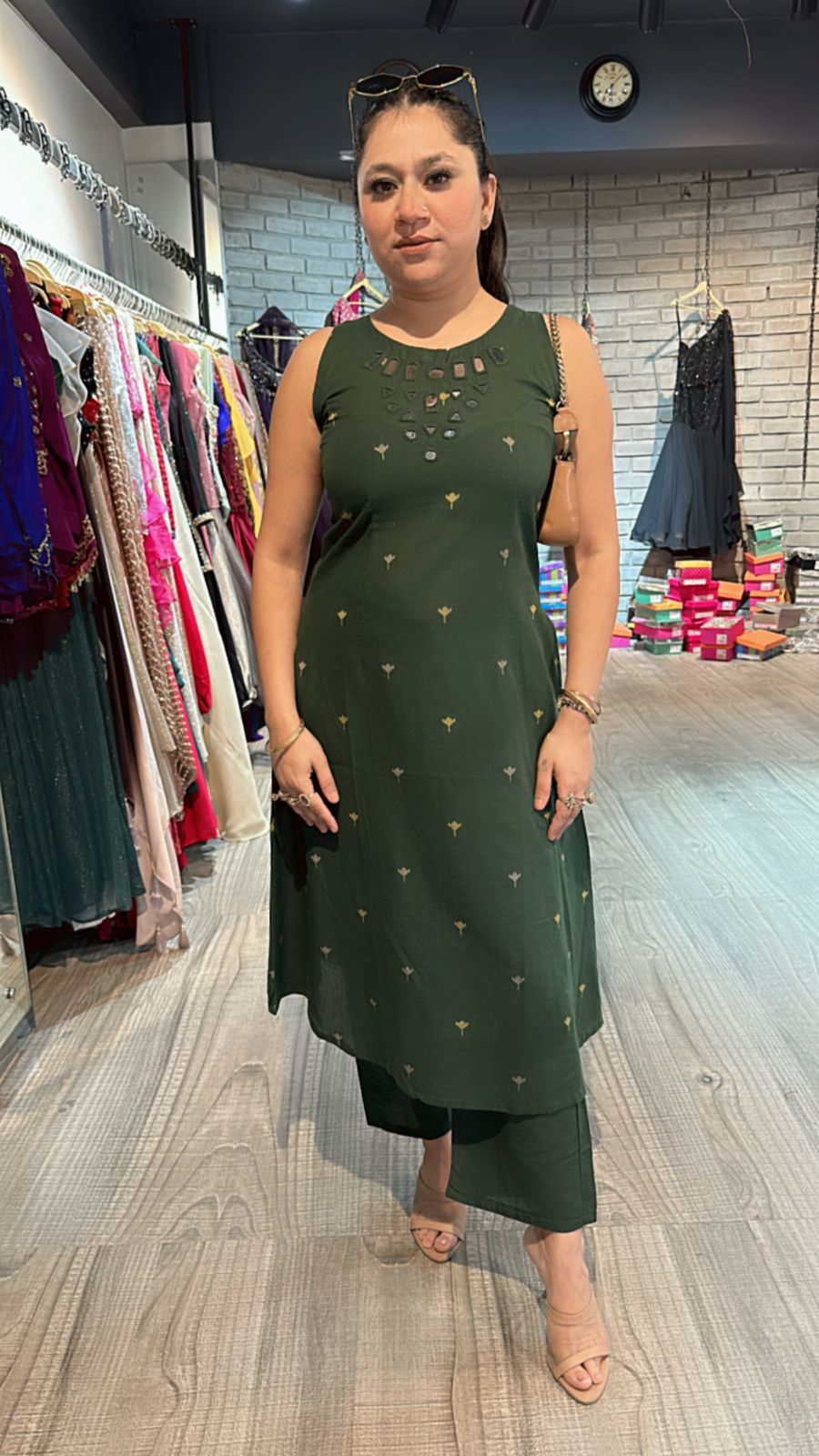 Anjum 2.0 Bottel Green Mirror cordset