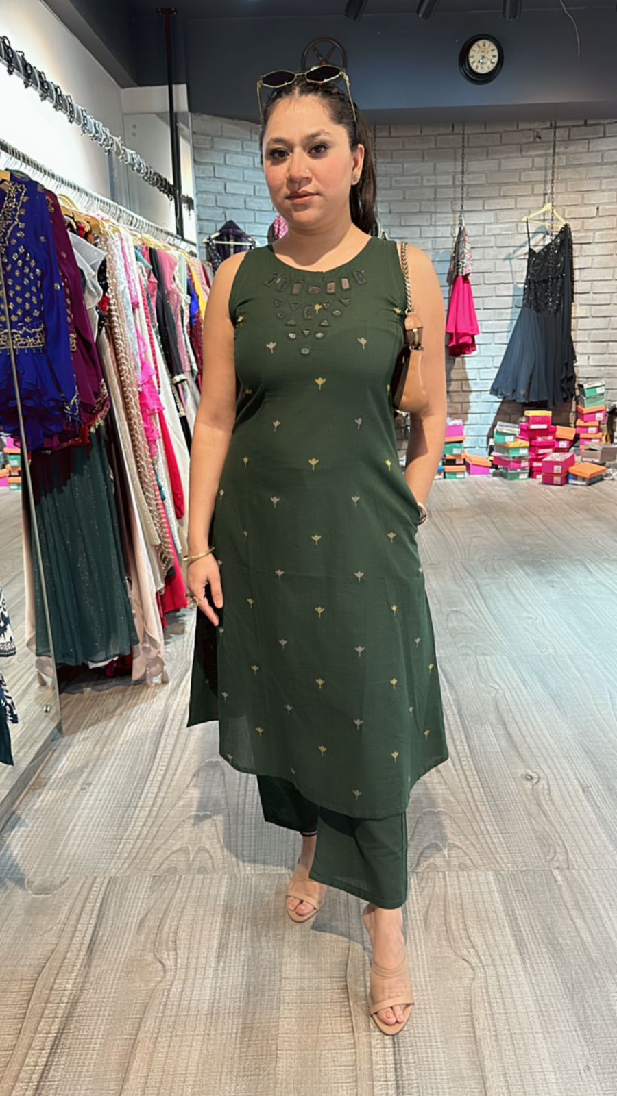 Anjum 2.0 Bottel Green Mirror cordset