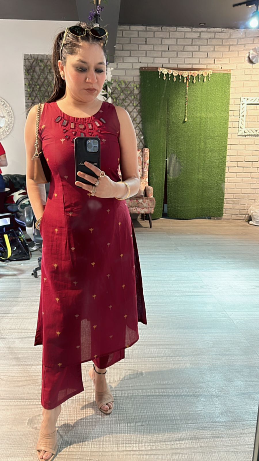 Anjum 2.0 Mahroon Mirror cordset