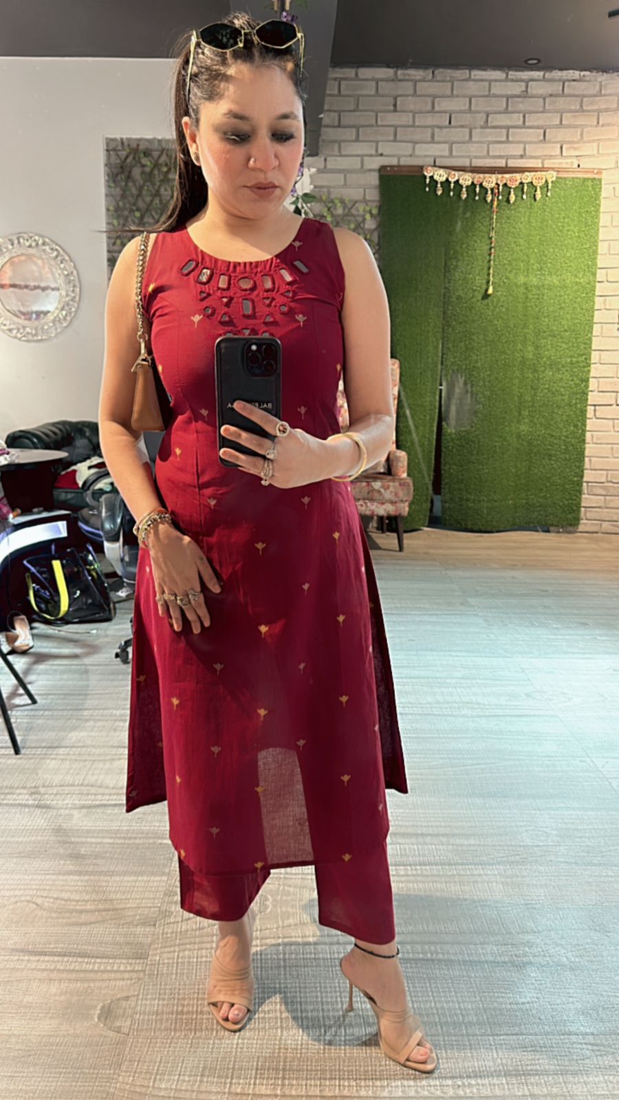 Anjum 2.0 Mahroon Mirror cordset