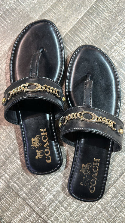 Black coach chain Flats