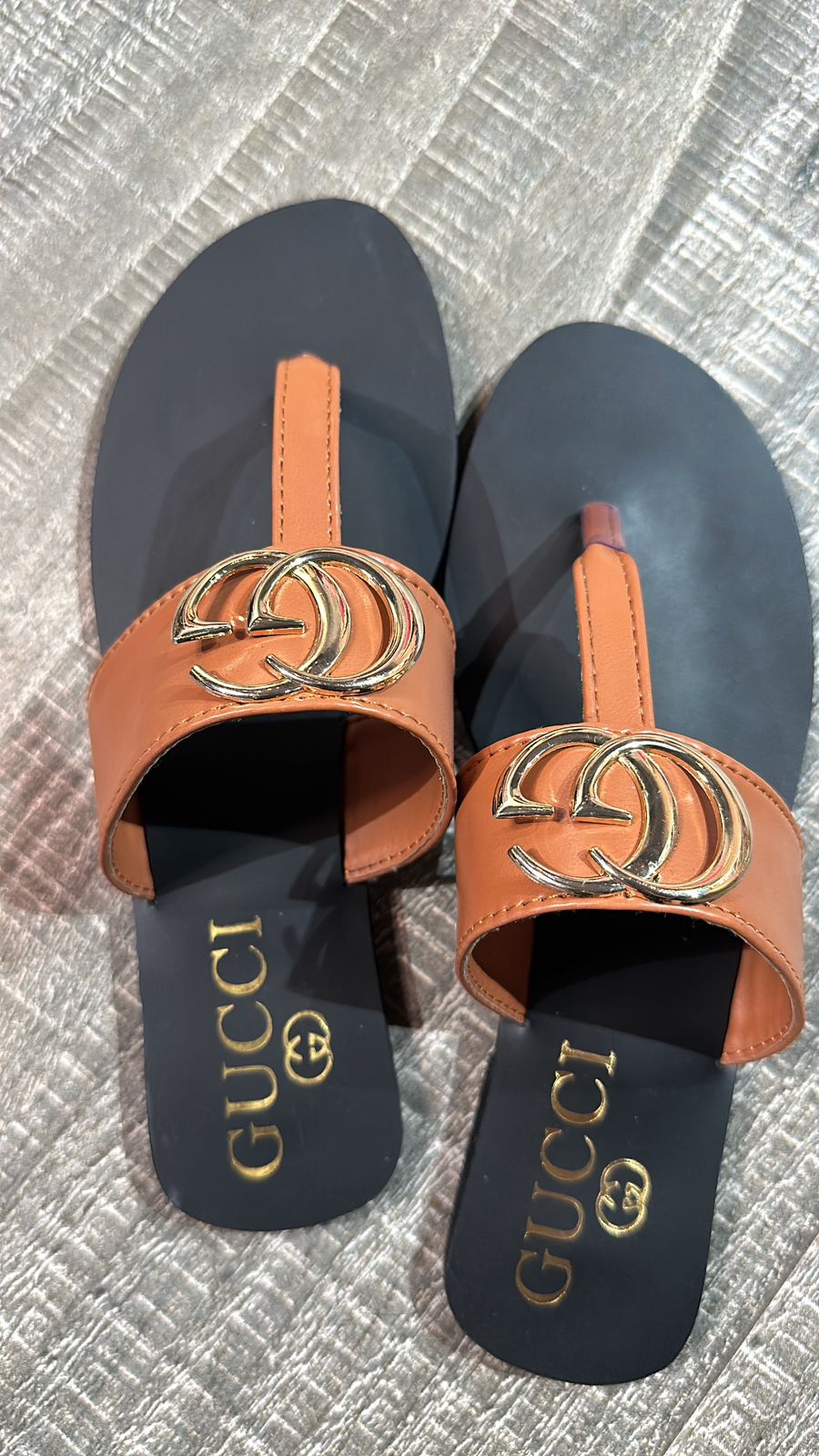 Gucci Beige Flats