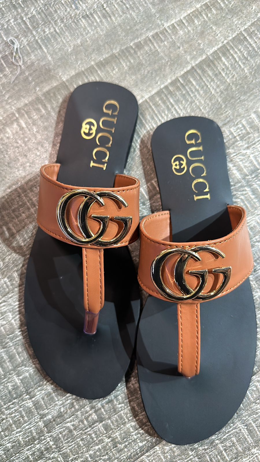 Gucci Beige Flats