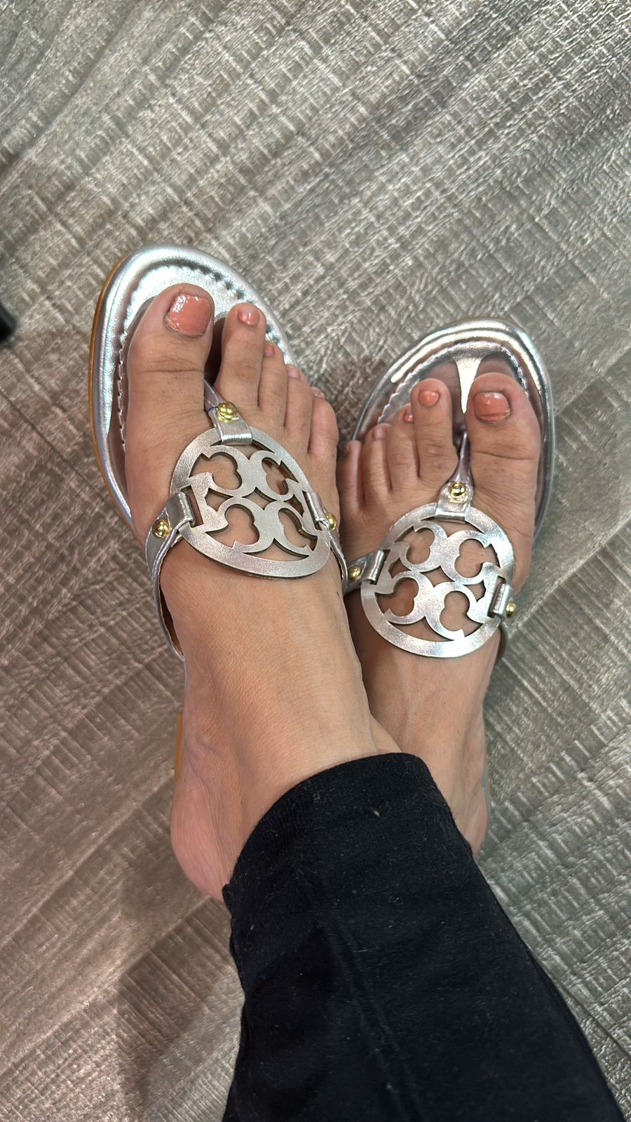 Tory silver Flats