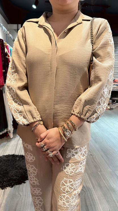 Channel Beige cordset