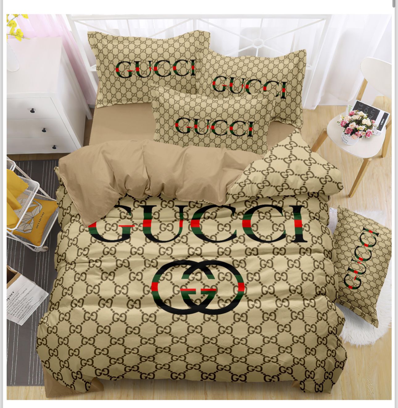 Gucci (Beige)