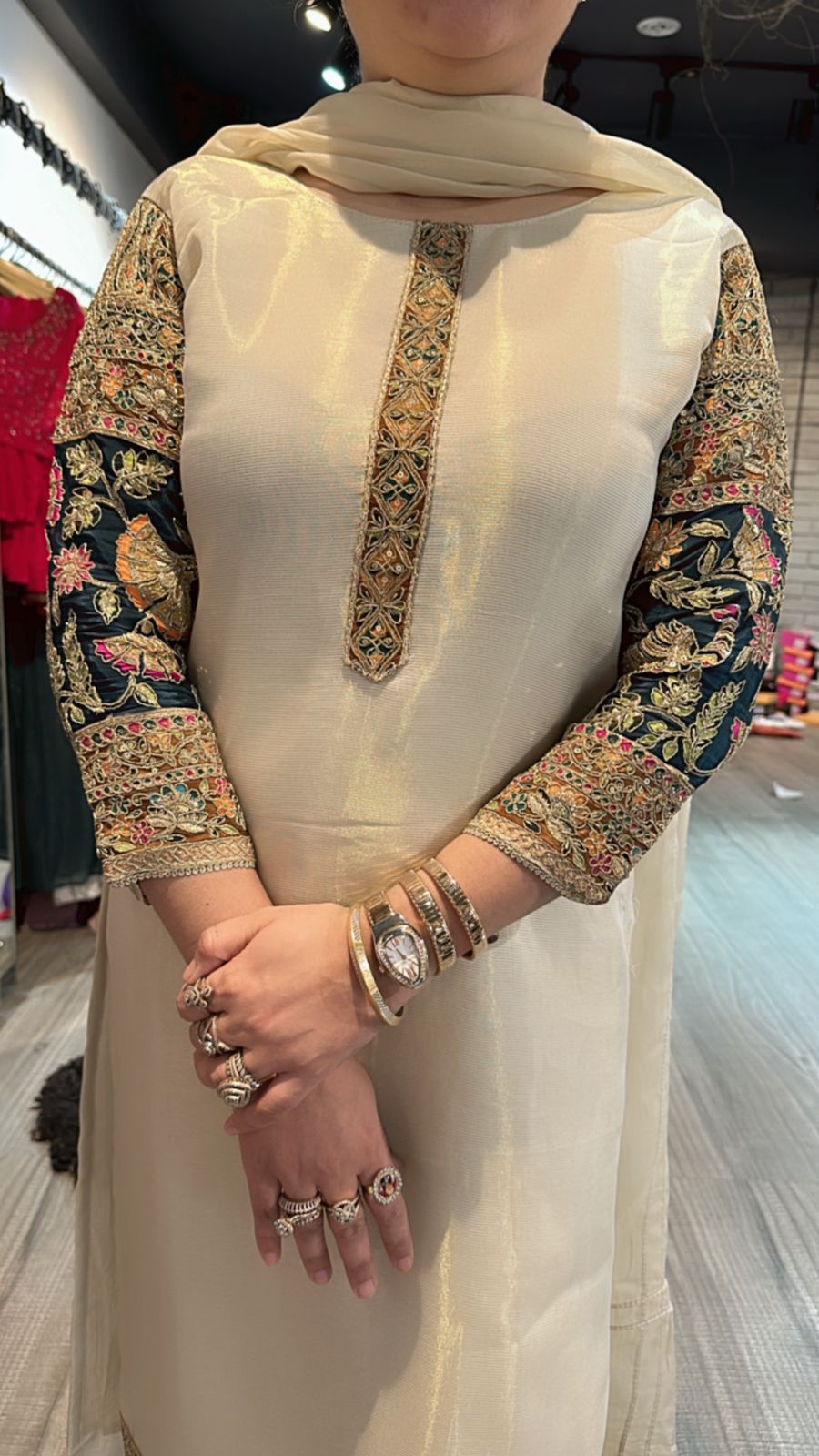 Naghma Designer suit