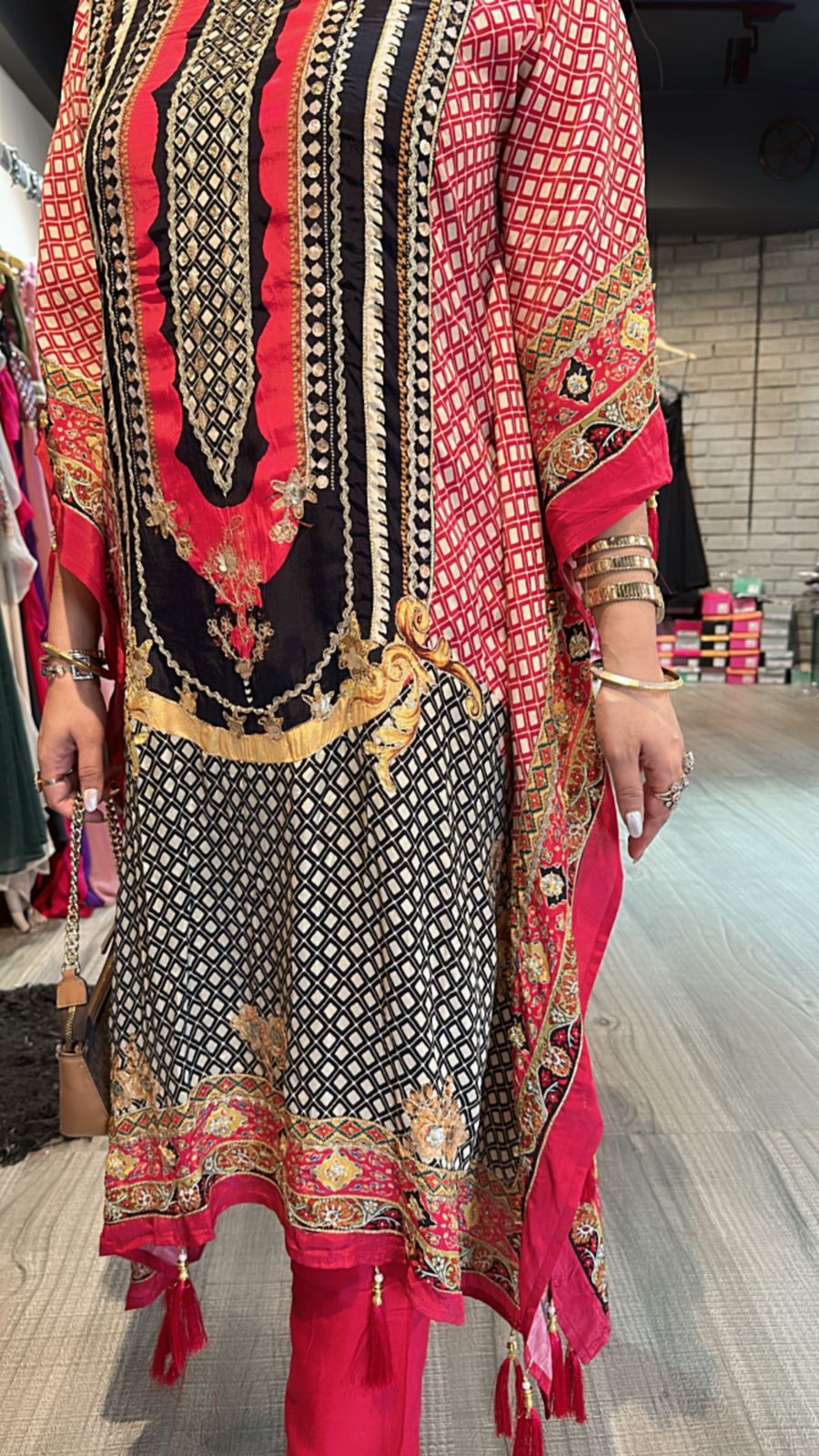 Honey bee Digital kaftan style