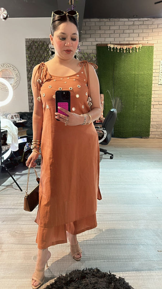 Shells Rust Mirror strap kurta set