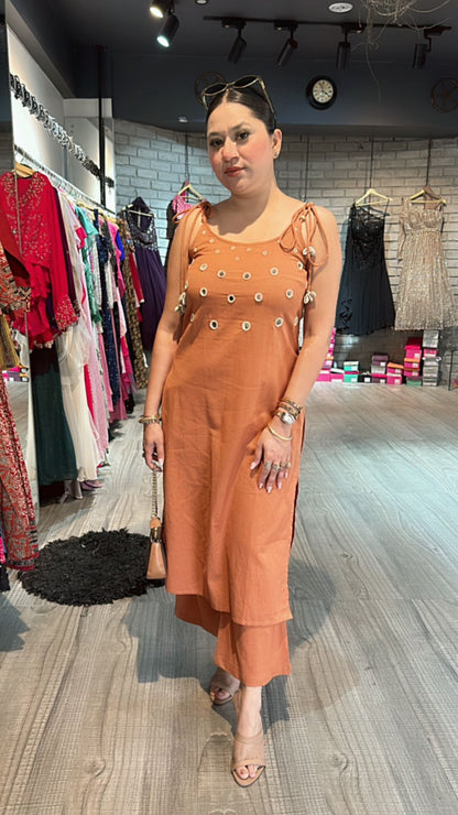 Shells Rust Mirror strap kurta set