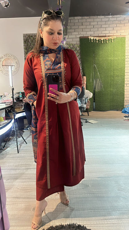 Namaste Aline pocket suit