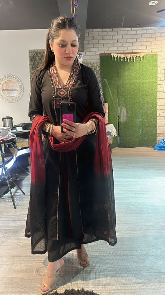Mishti Black Aline pocket suit
