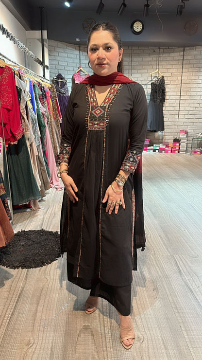 Mishti Black Aline pocket suit