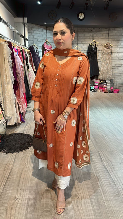 Sunflower Rust suit