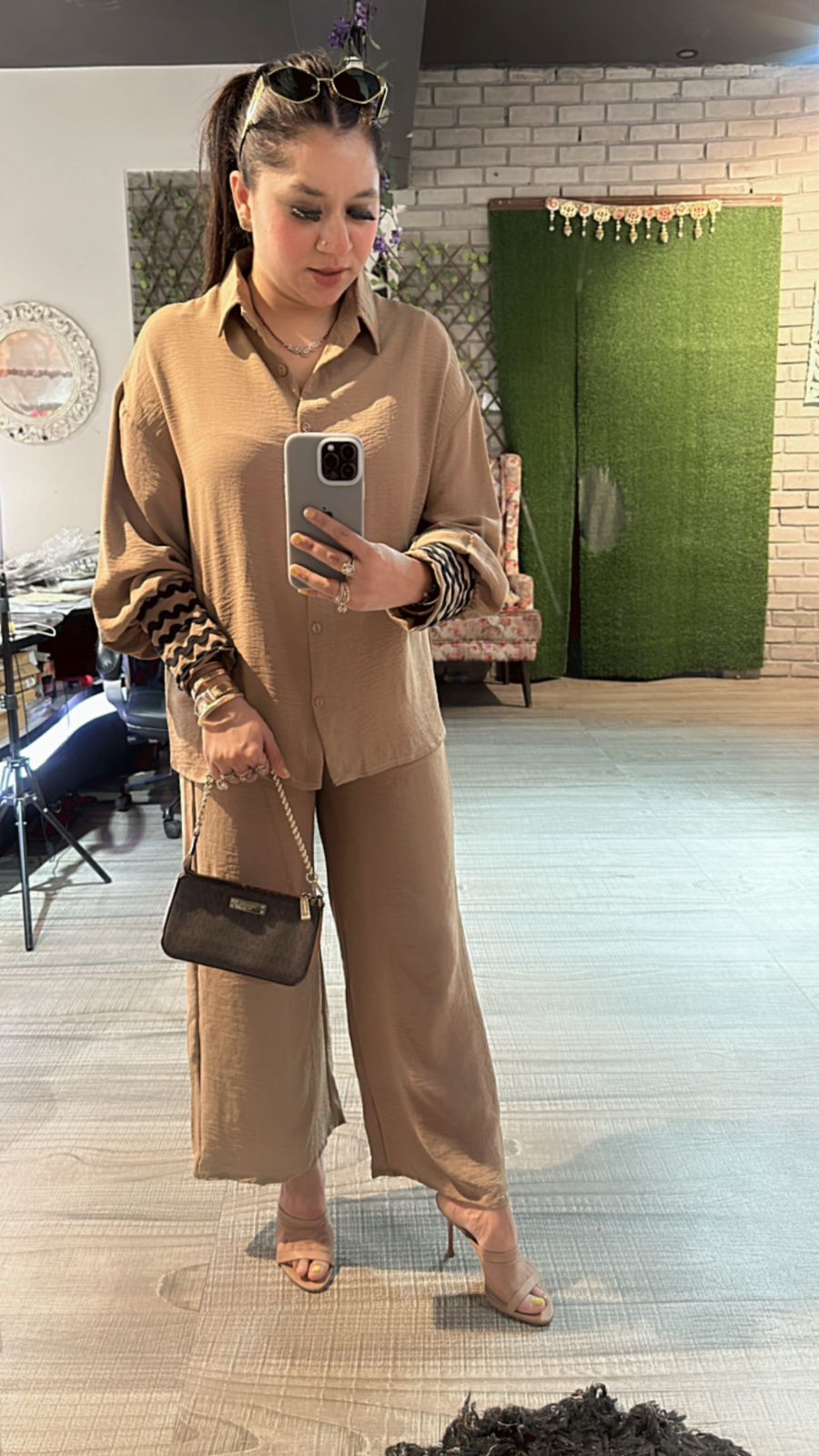 Twitter Beige cordset