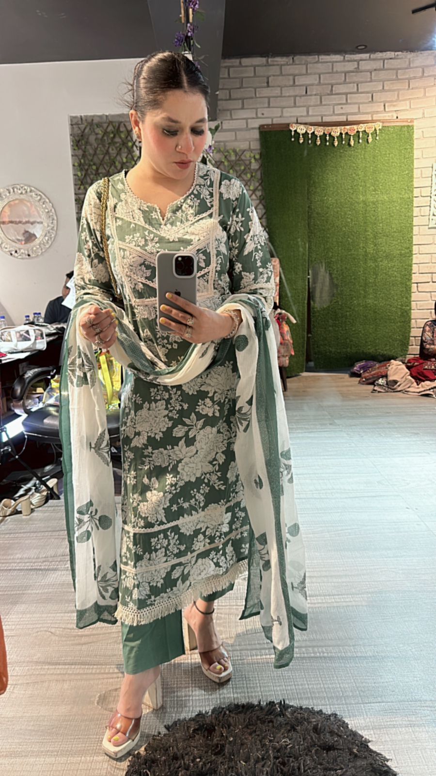 Eilora Green cotton print suit